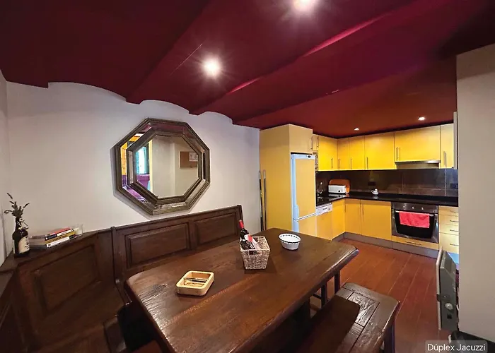 Duplex En Fundanal En 아파트 *